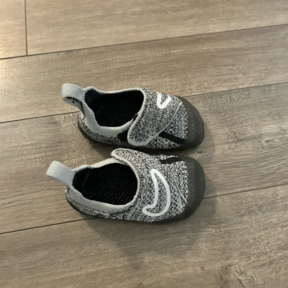 Nike Kids Black and Gray Slip-On Sneakers